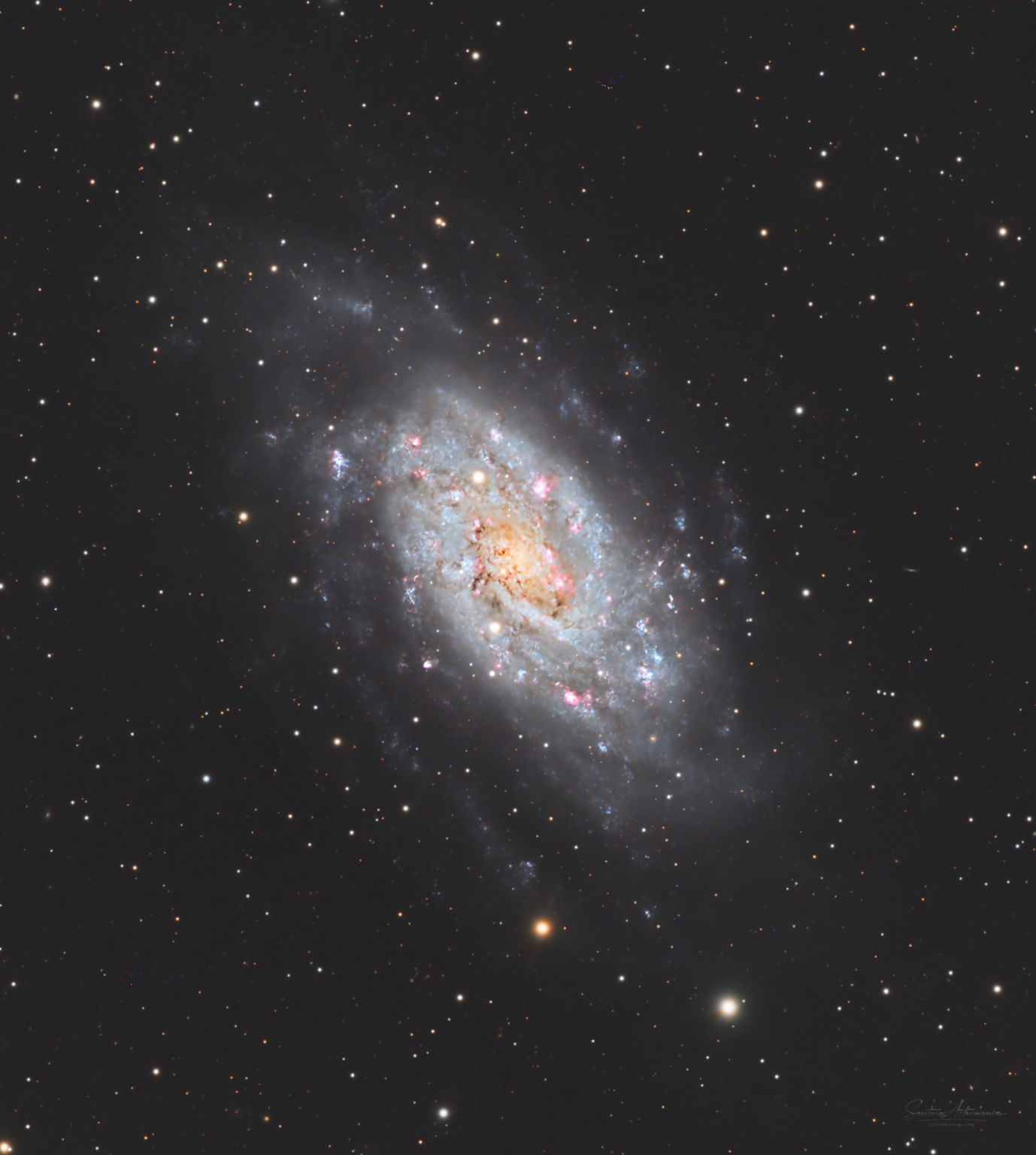 NGC 2403 – Zoom